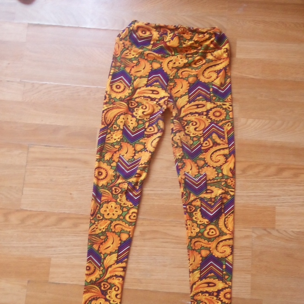 I'm selling this beautiful leggings